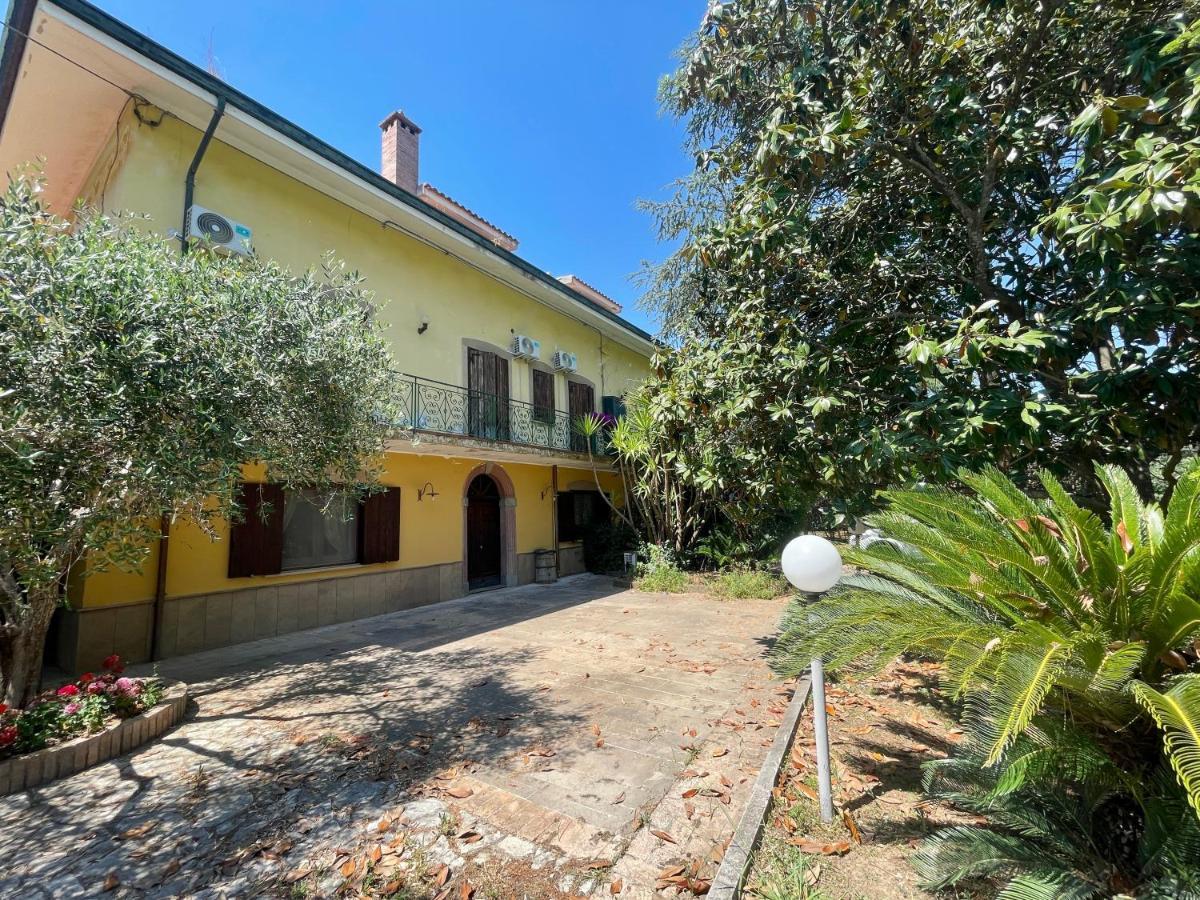 Agriturismo Al Gallo Verde Altavilla Silentina ภายนอก รูปภาพ