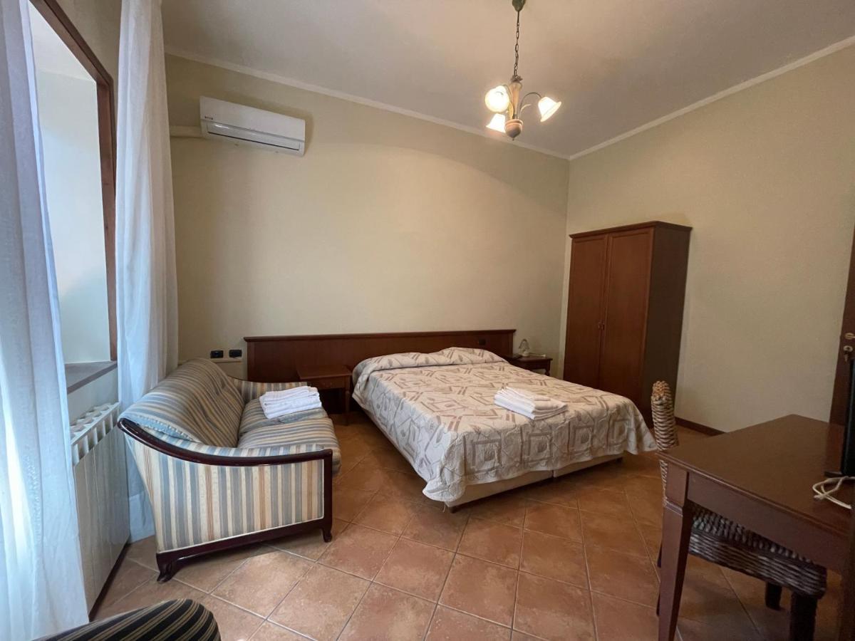 Agriturismo Al Gallo Verde Altavilla Silentina ภายนอก รูปภาพ
